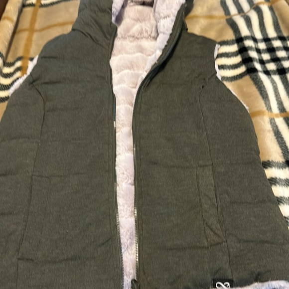 BE Boundless Reversible Jacket NWTO - Picture 8 of 8